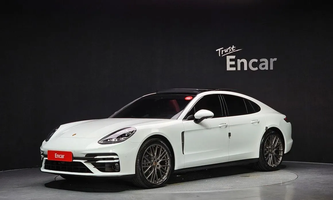 Porsche Panamera 2023 из KR, фото 1