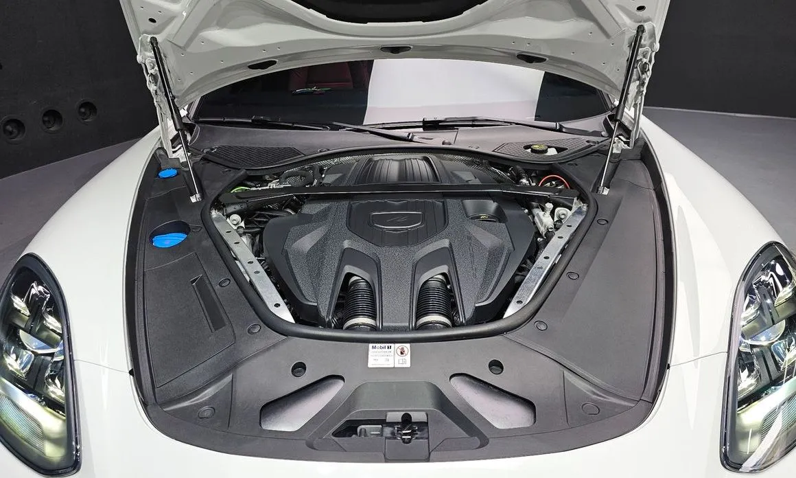 Porsche Panamera 2023 из KR, фото 7