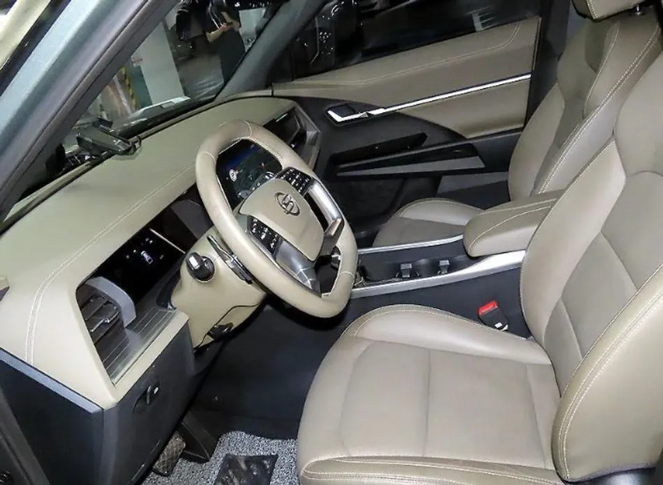 KG Mobility (Ssangyong) Torres 2023 из KR, фото 9