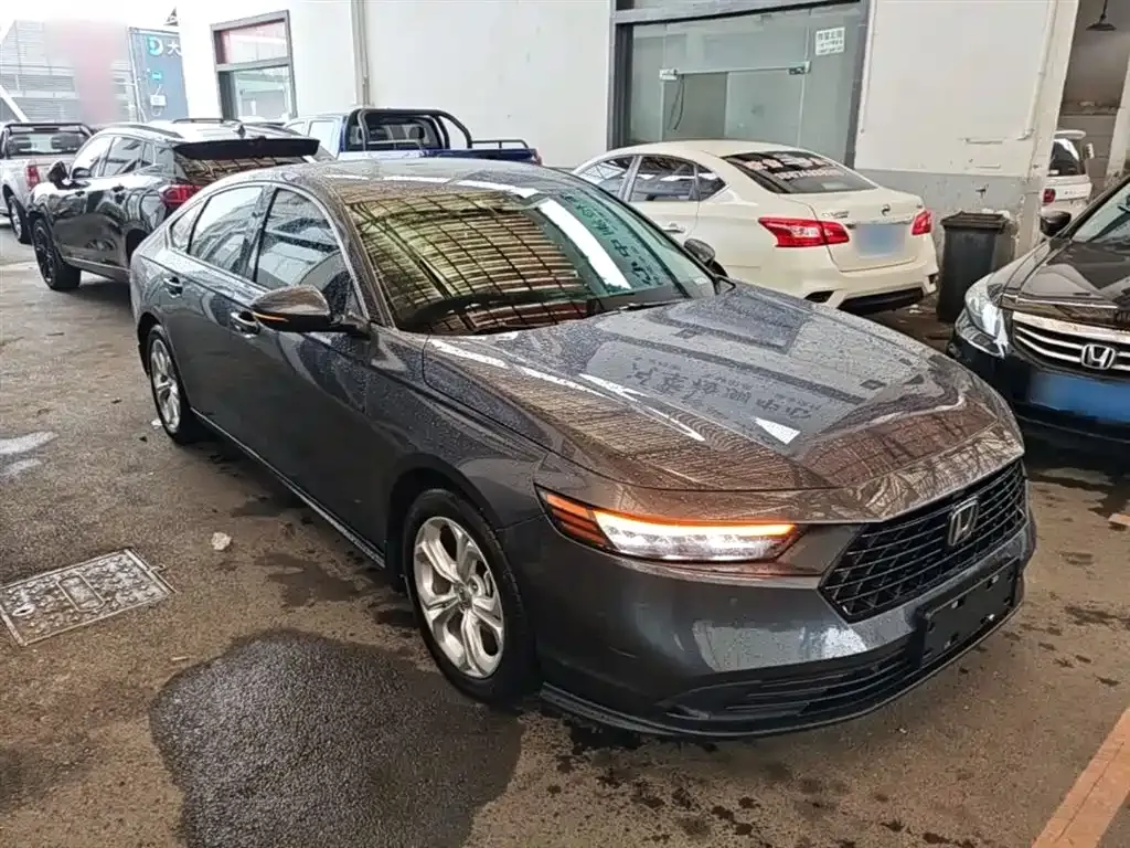 Honda Accord — фото 4
