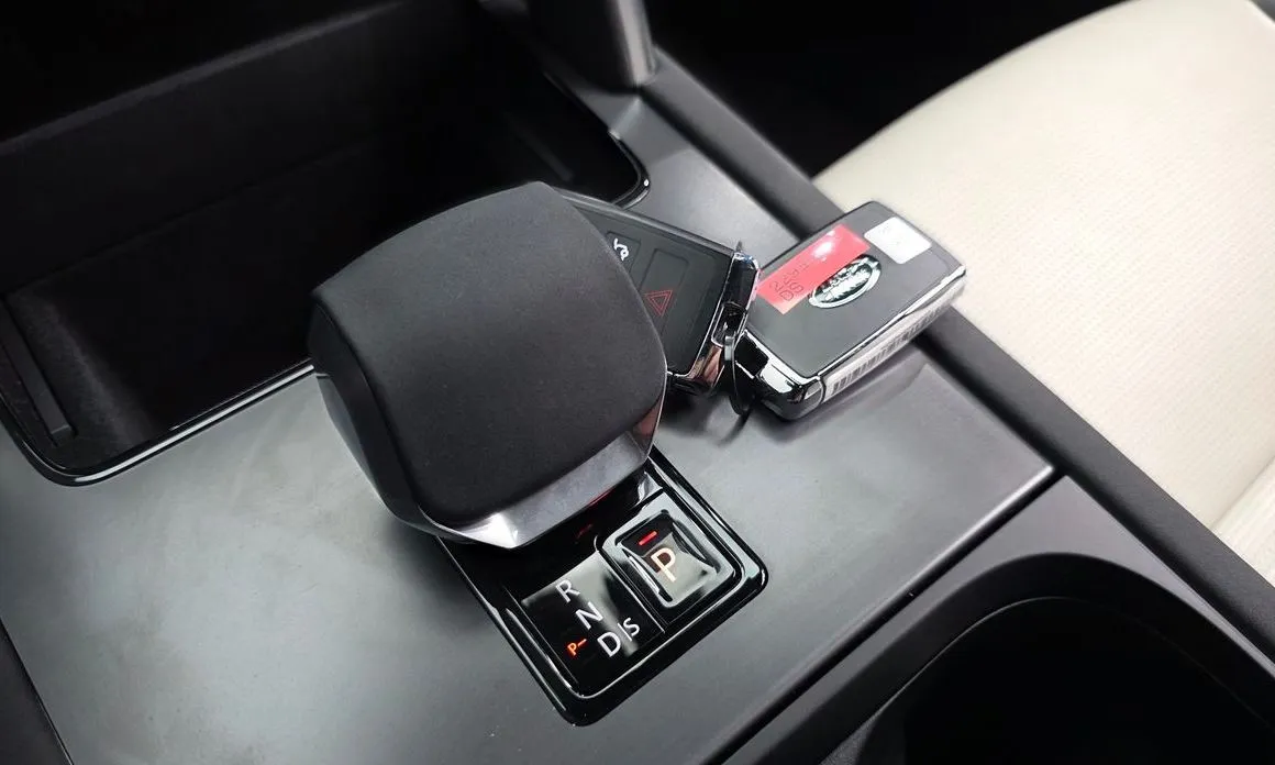 Land Rover Discovery Sport 2025 из KR, фото 9