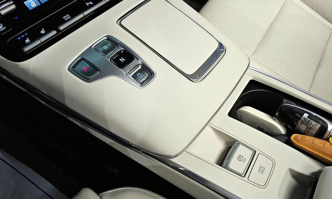 Hyundai Grandeur — фото 2
