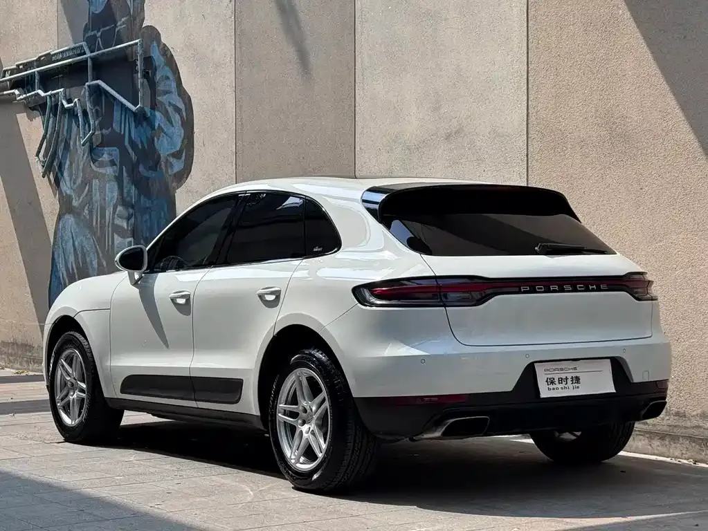 Porsche Macan — фото 7