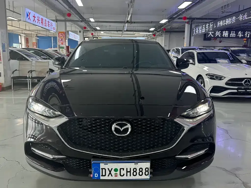 Mazda CX-4 2023 из CN, фото 5