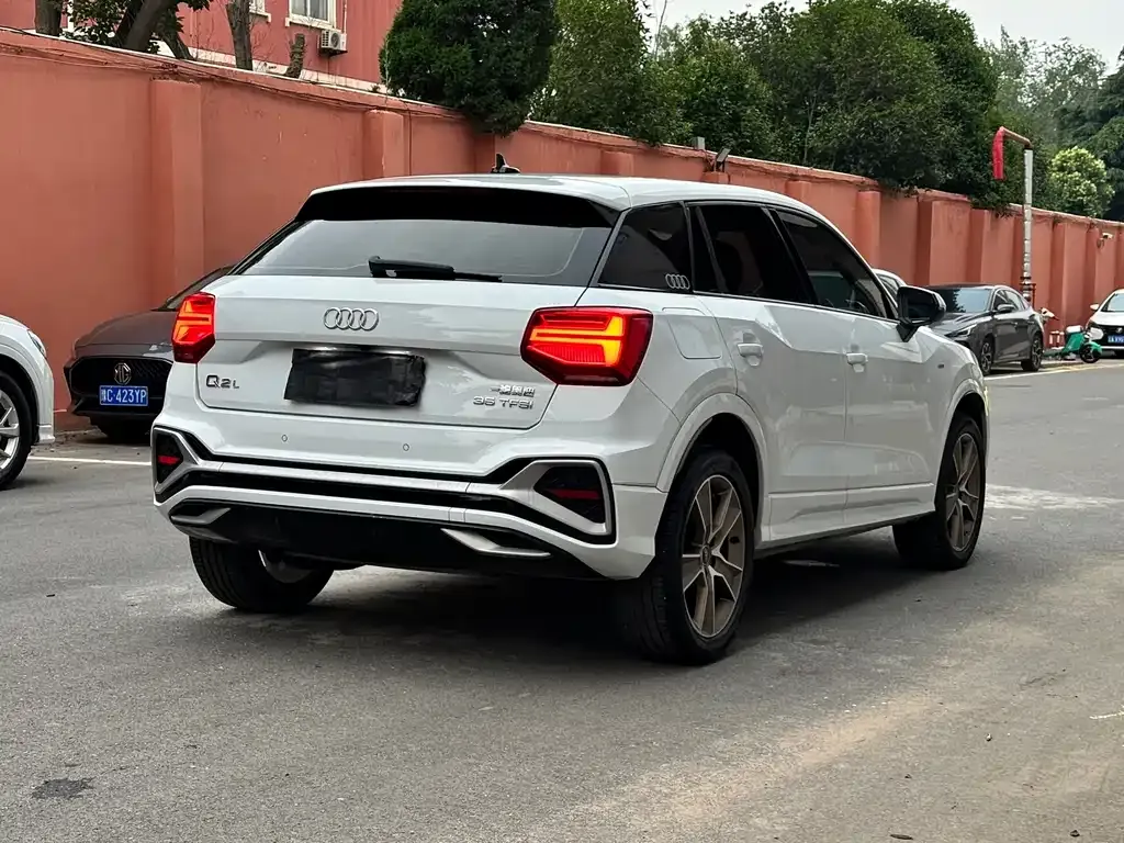 Audi Q2L 2022 из CN, фото 9