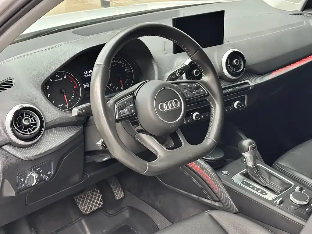Audi Q2L 2022 из CN, фото 10