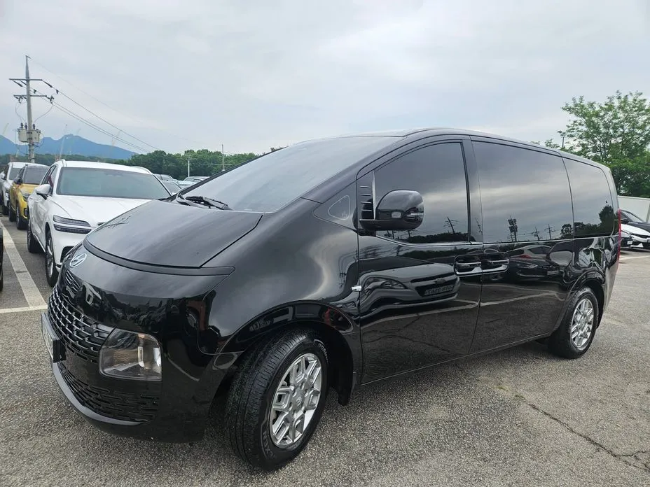 Hyundai Staria 2022 из KR, фото 1