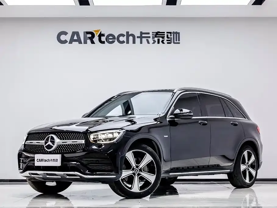 Mercedes-Benz GLC — фото 1