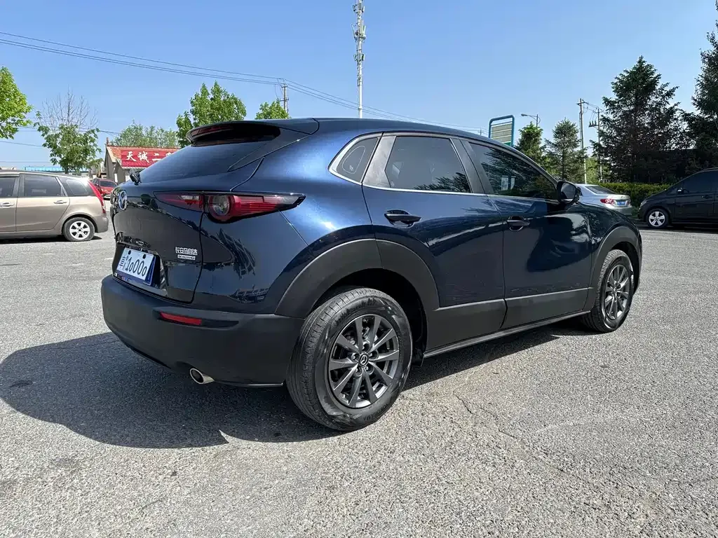 Mazda CX-30 2022 из CN, фото 2