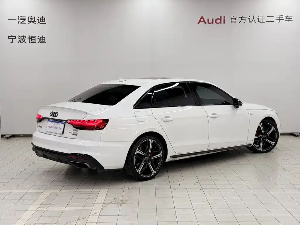 Audi A4L — фото 10
