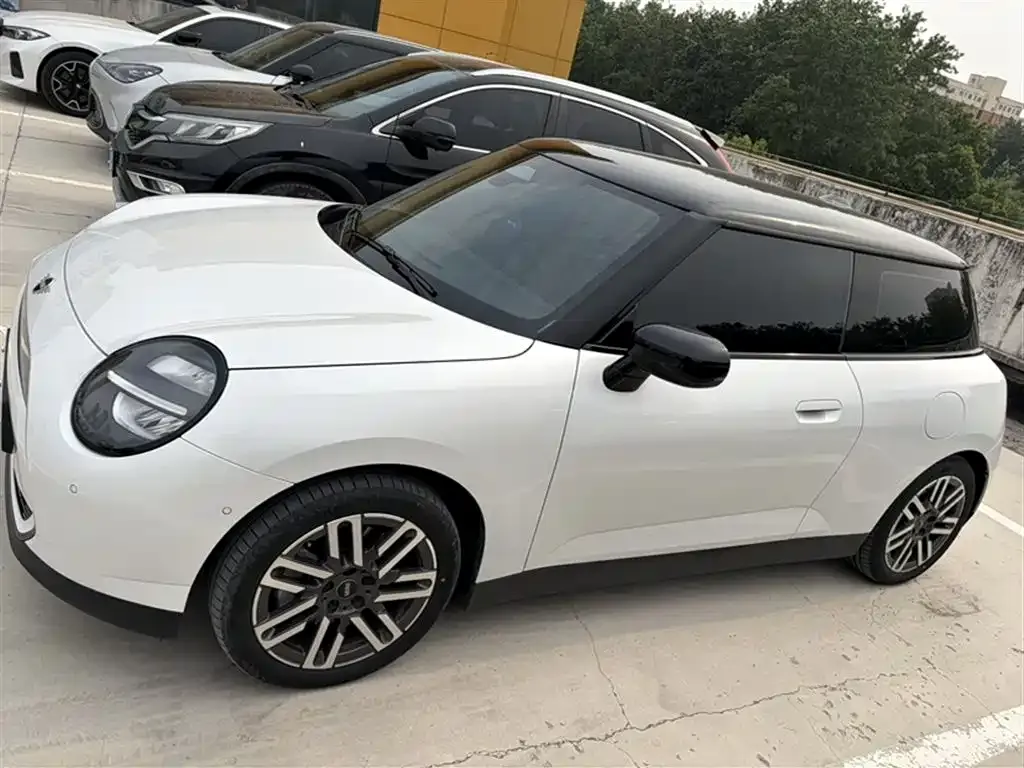 MINI Cooper EV