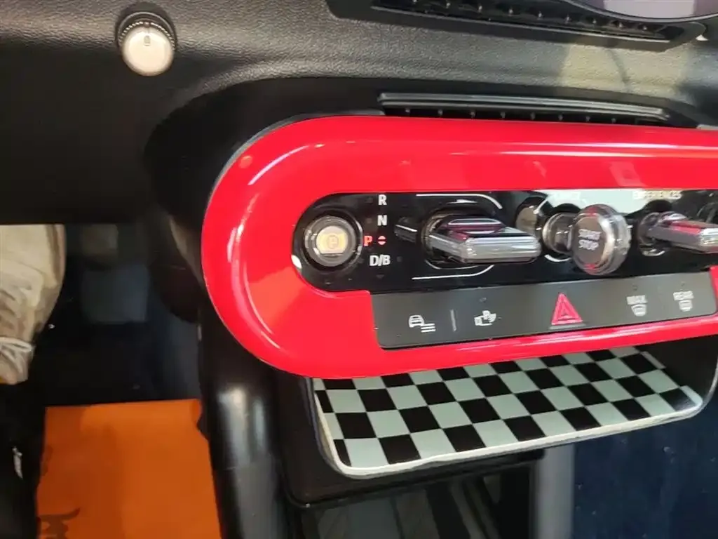 MINI Cooper EV 2024 из CN, фото 6