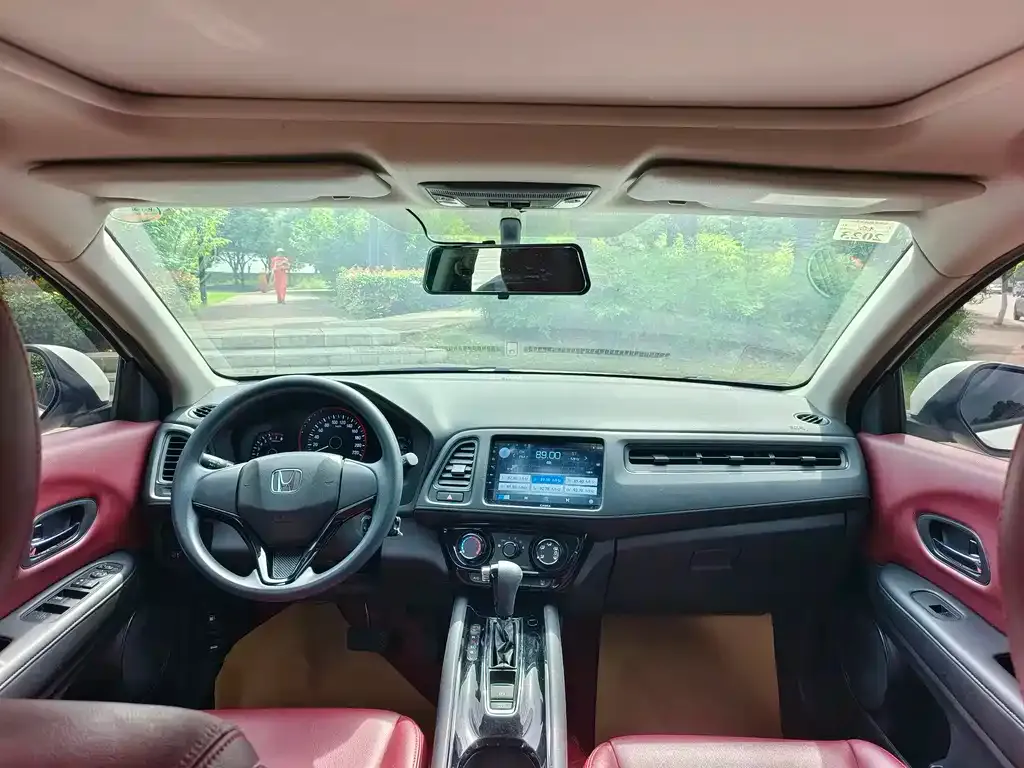 Honda Vezel 2021 из CN, фото 4