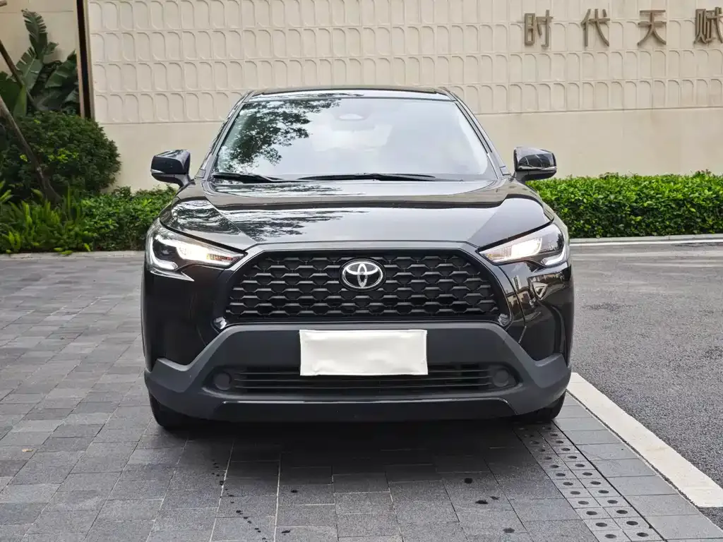Toyota Corolla Cross — фото 4