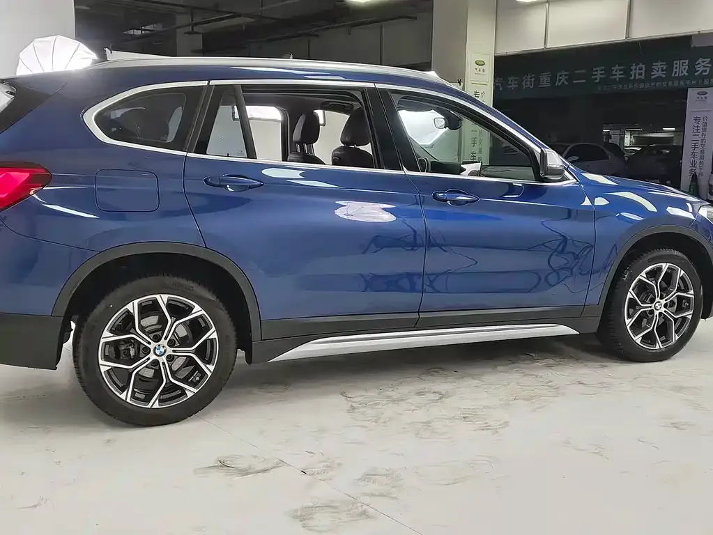 BMW X1 — фото 9