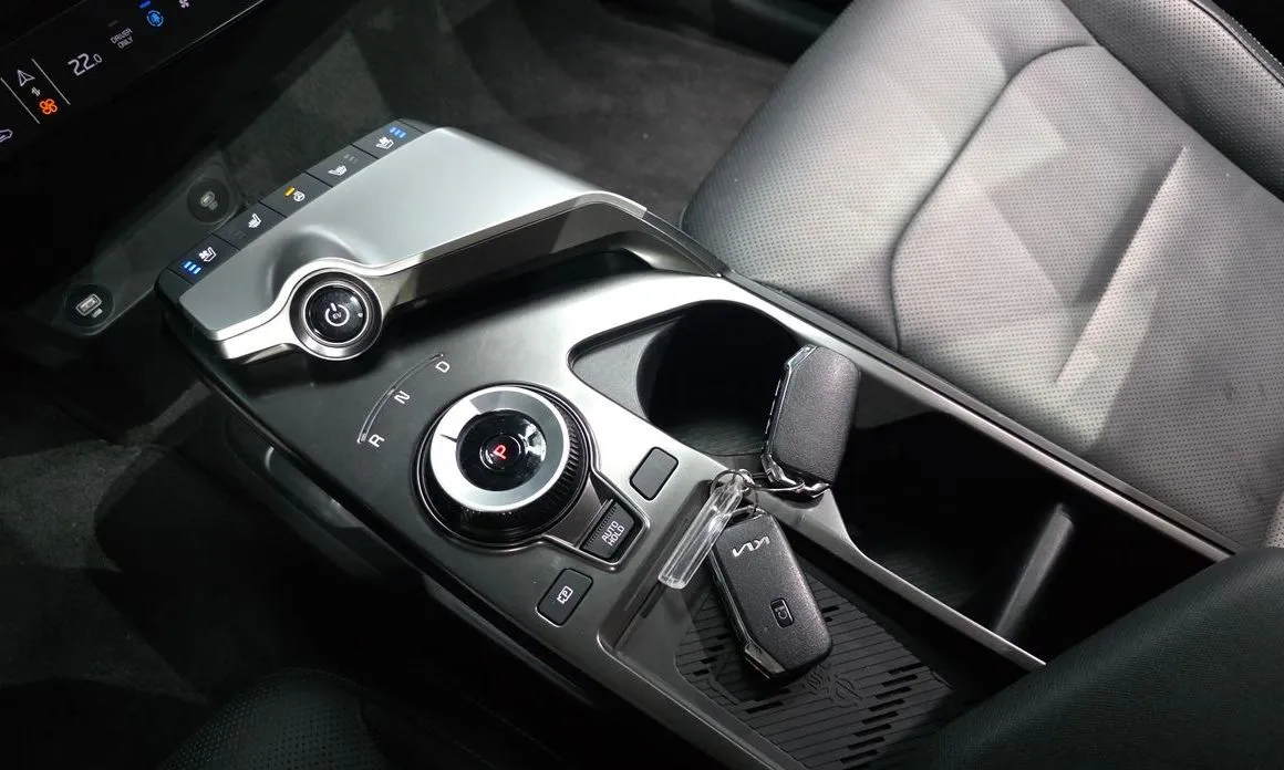 Kia EV6 2022 из KR, фото 10