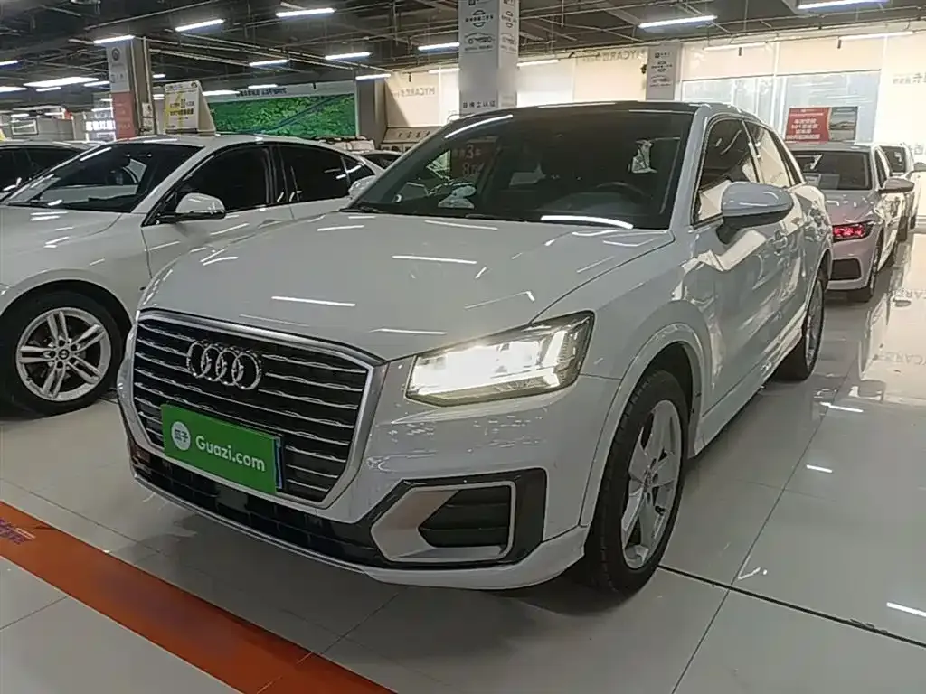 Audi Q2L 2021 из CN, фото 1