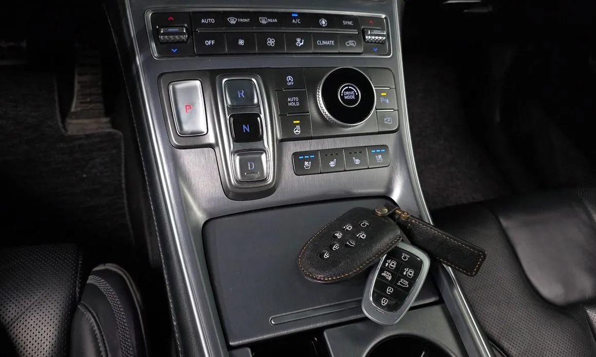 Hyundai Santafe — фото 9