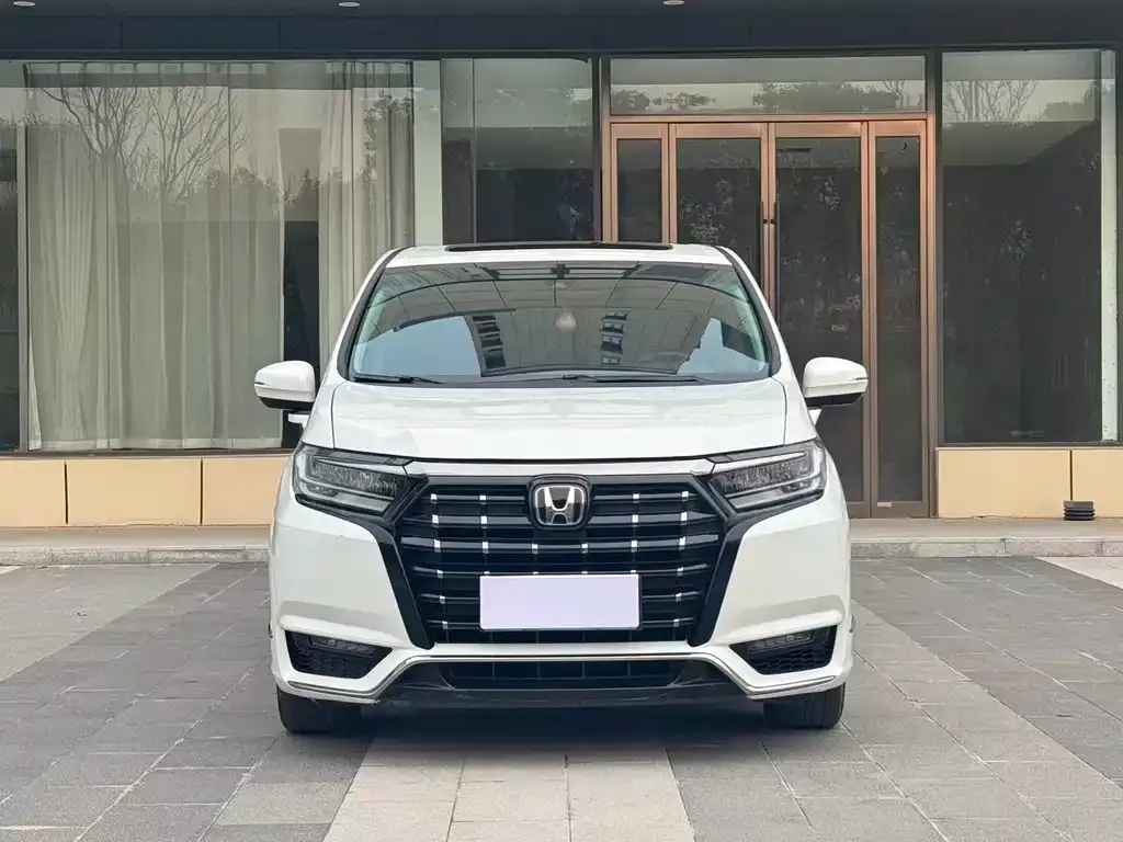 Honda Elysion — фото 3