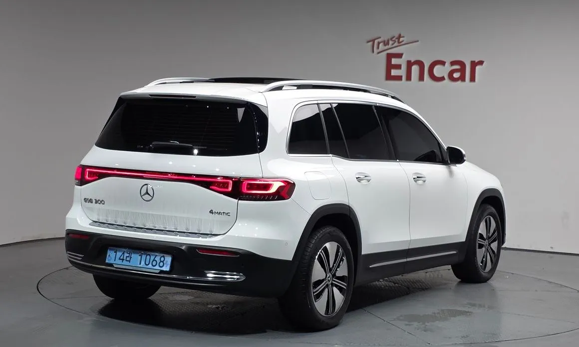 Mercedes-Benz EQB 2024 из KR, фото 2