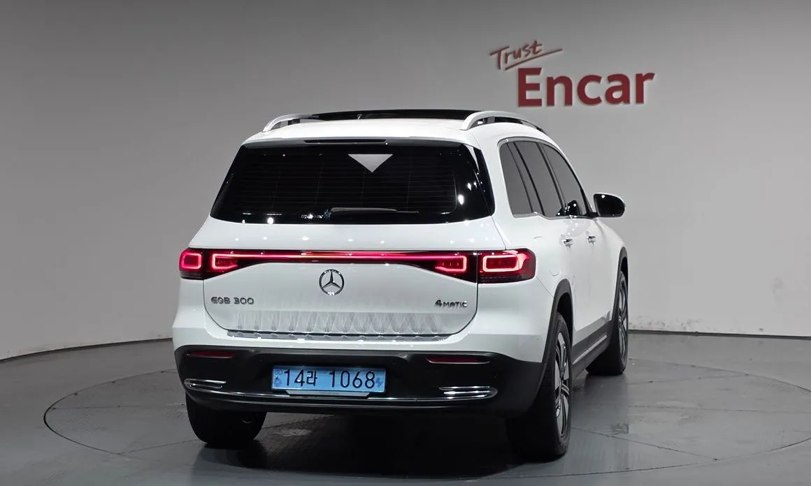 Mercedes-Benz EQB 2024 из KR, фото 3
