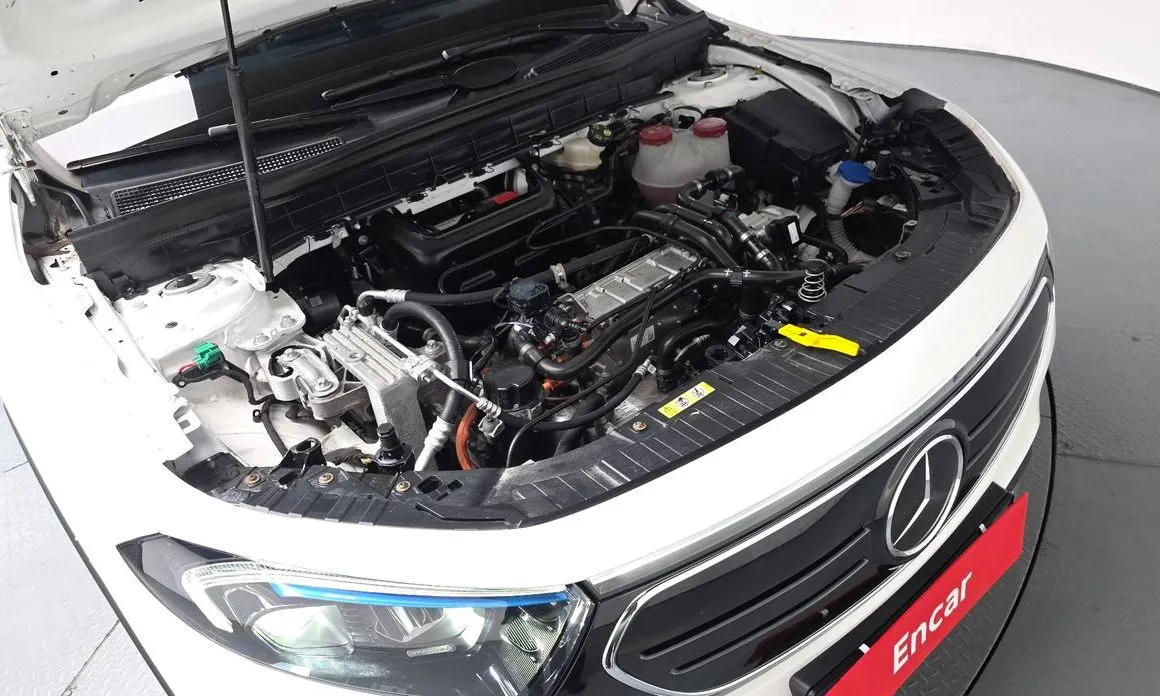 Mercedes-Benz EQB 2024 из KR, фото 8