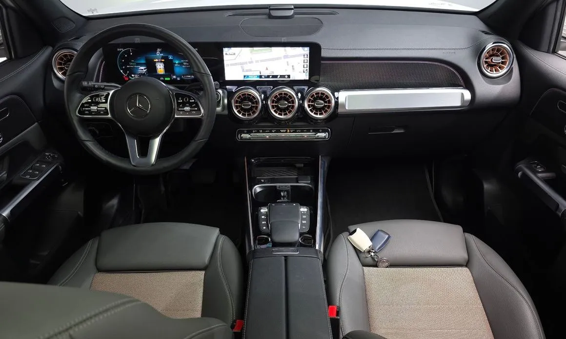Mercedes-Benz EQB 2024 из KR, фото 9