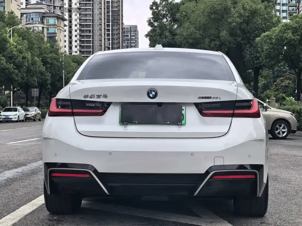 BMW i3 — фото 2