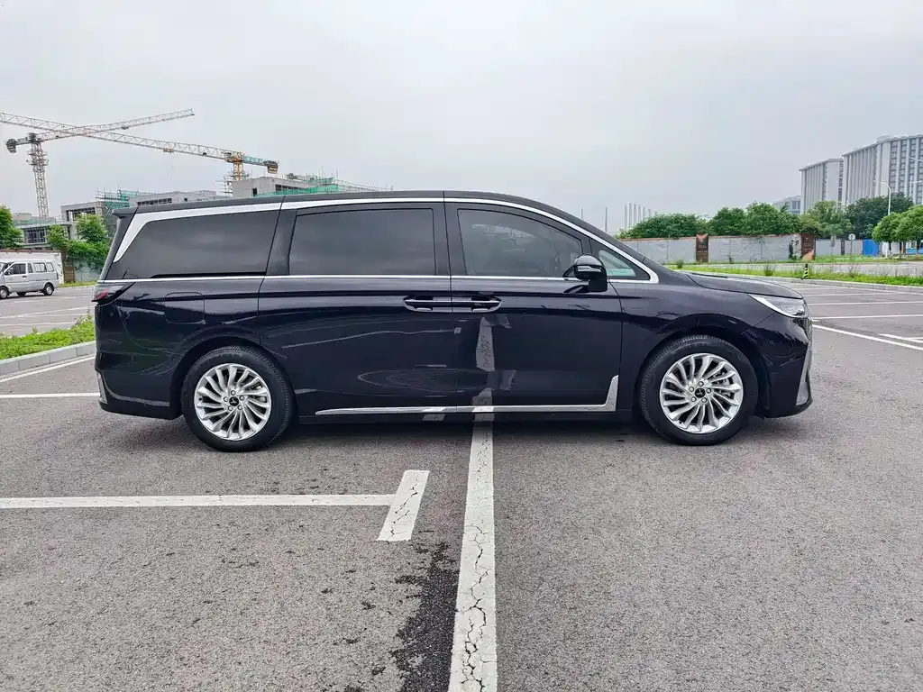 VOYAH Dreamer — фото 6