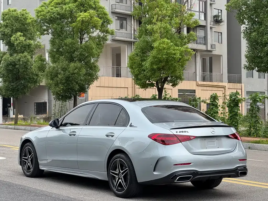 Mercedes-Benz C-Class — фото 10