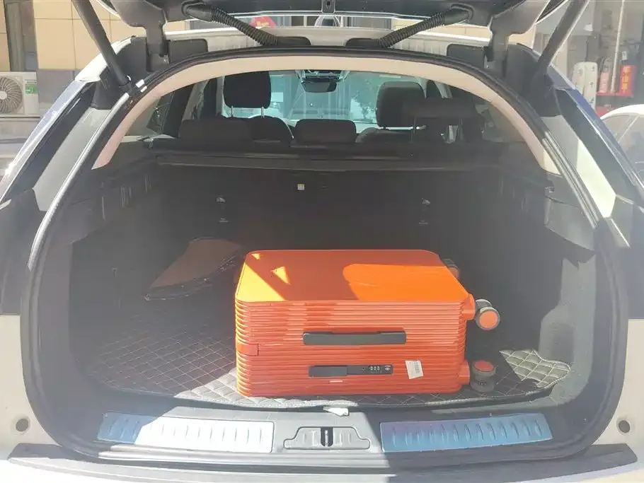 Land Rover Velar 2024 из CN, фото 3