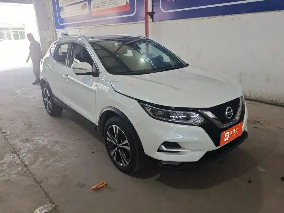 Nissan Qashqai — фото 2