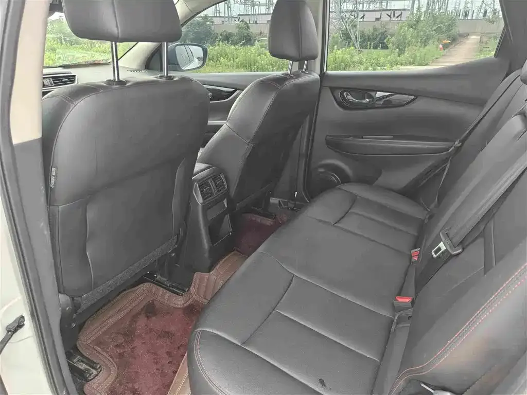 Nissan Qashqai 2022 из CN, фото 2