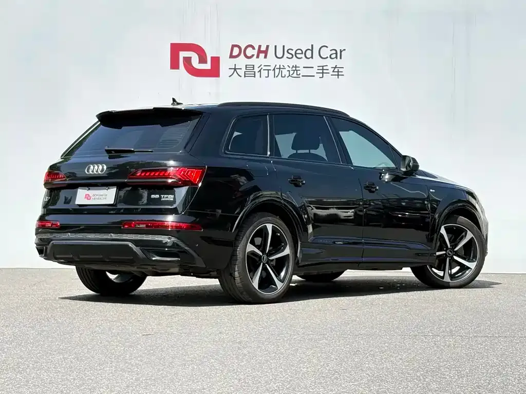 Audi Q7 2022 из CN, фото 6