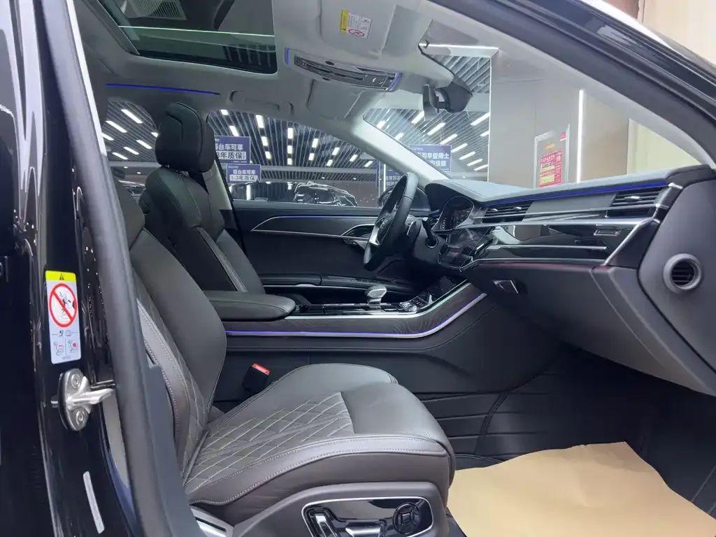 Audi A8 — фото 4