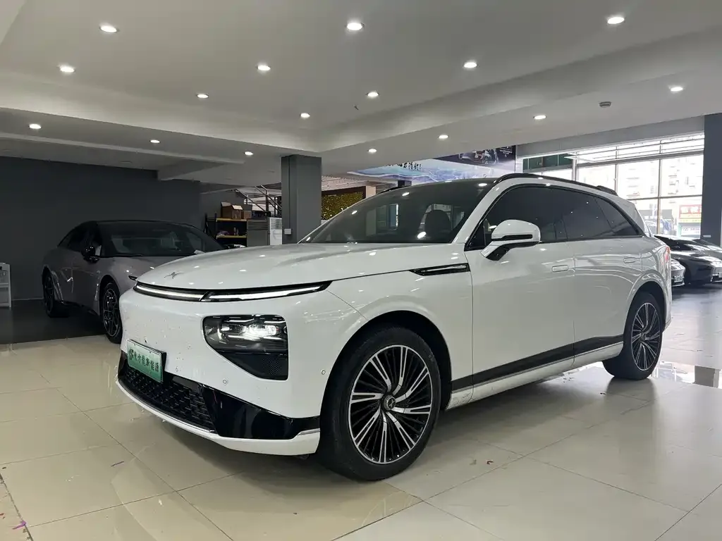 XPeng G9