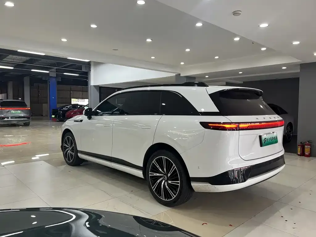 XPeng G9 2023 из CN, фото 2