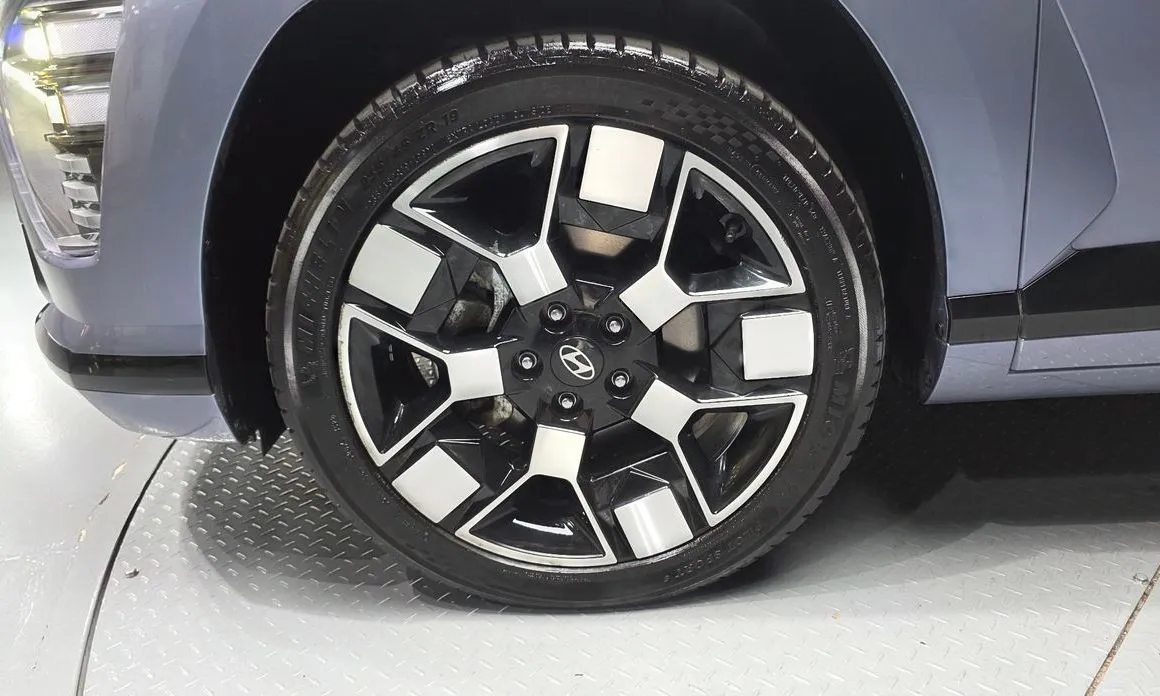Hyundai Kona 2023 из KR, фото 6