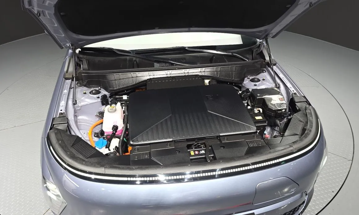 Hyundai Kona 2023 из KR, фото 9