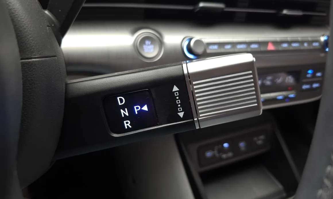 Hyundai Kona 2023 из KR, фото 4