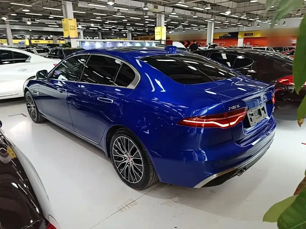 Jaguar XEL — фото 3