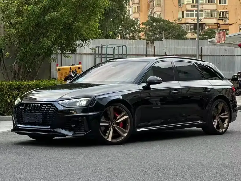 Audi RS 4