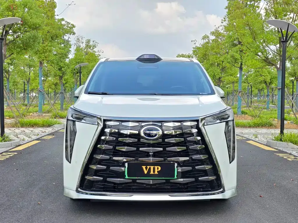 GAC Motor Trumpchi M8 — фото 8