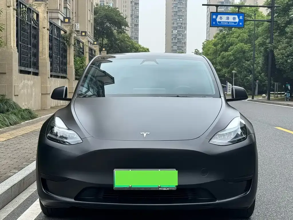 Tesla Model Y — фото 5
