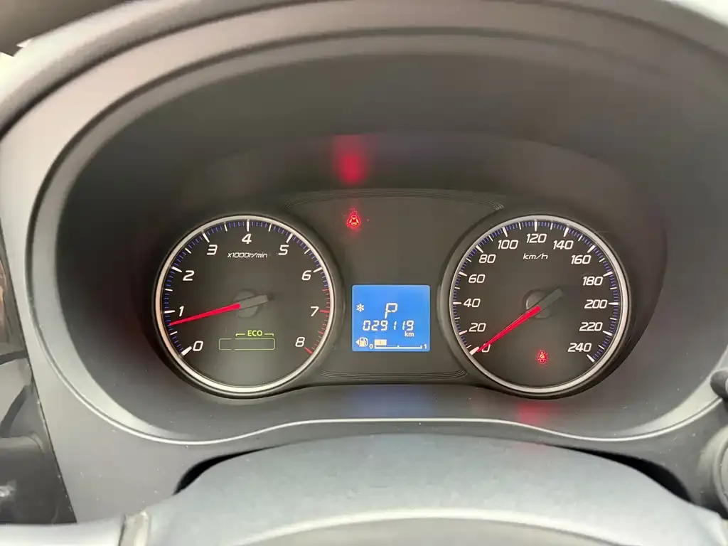 Mitsubishi Outlander 2023 из CN, фото 2