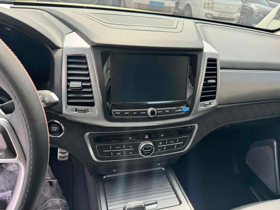 KG Mobility (Ssangyong) Rexton — фото 9