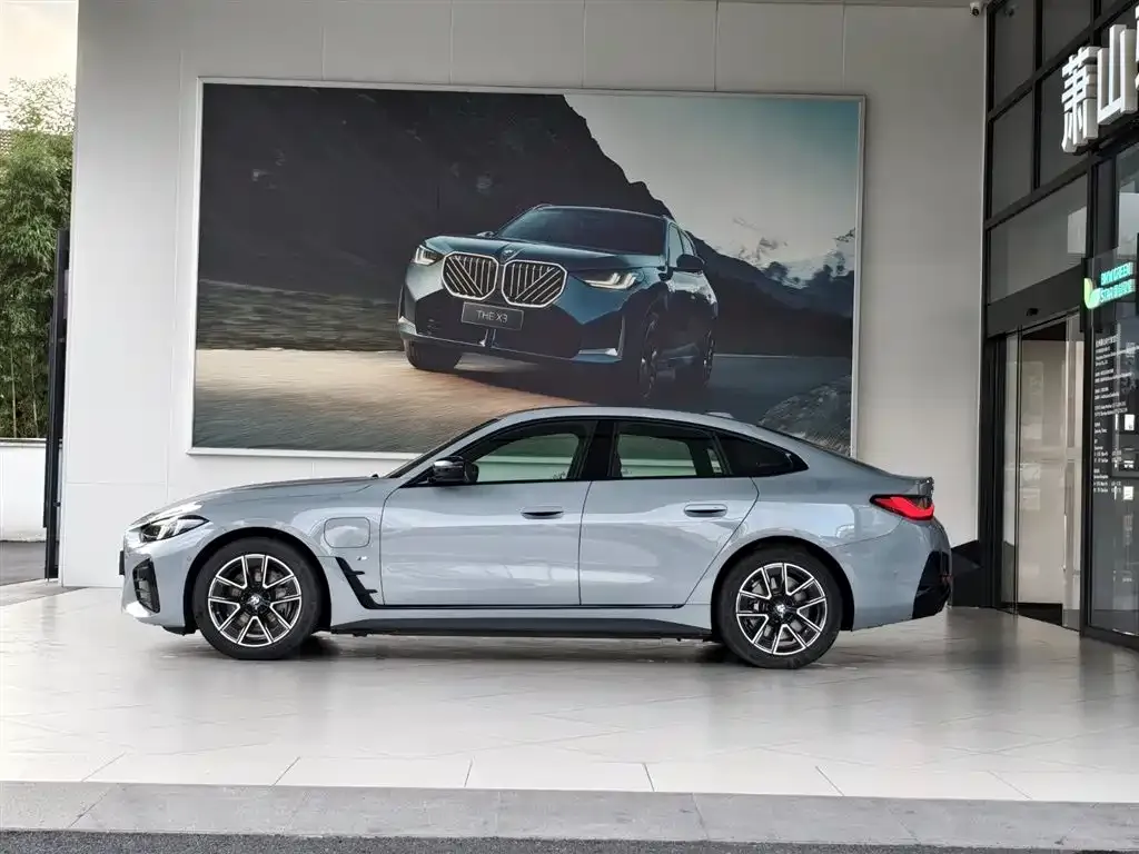BMW i4 2025 из CN, фото 3