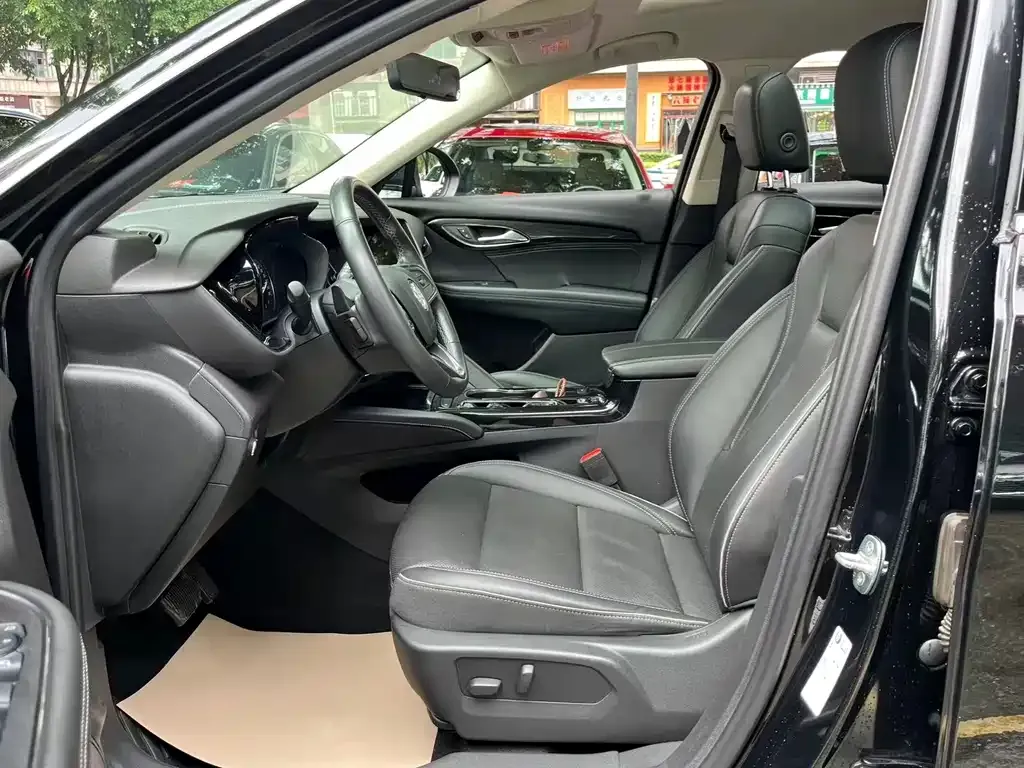 Buick Envision Plus — фото 7