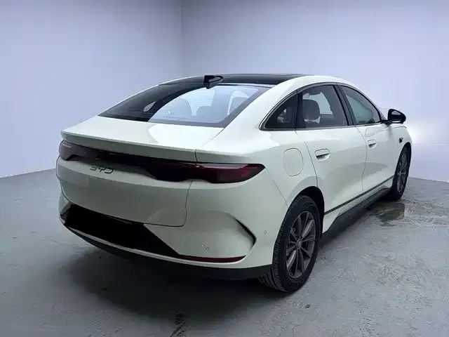 BYD Qin L — фото 4