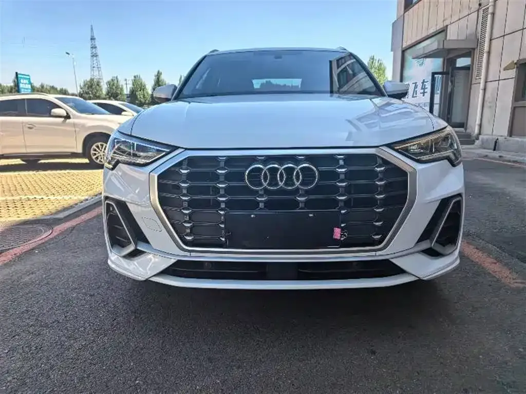 Audi Q3 — фото 5